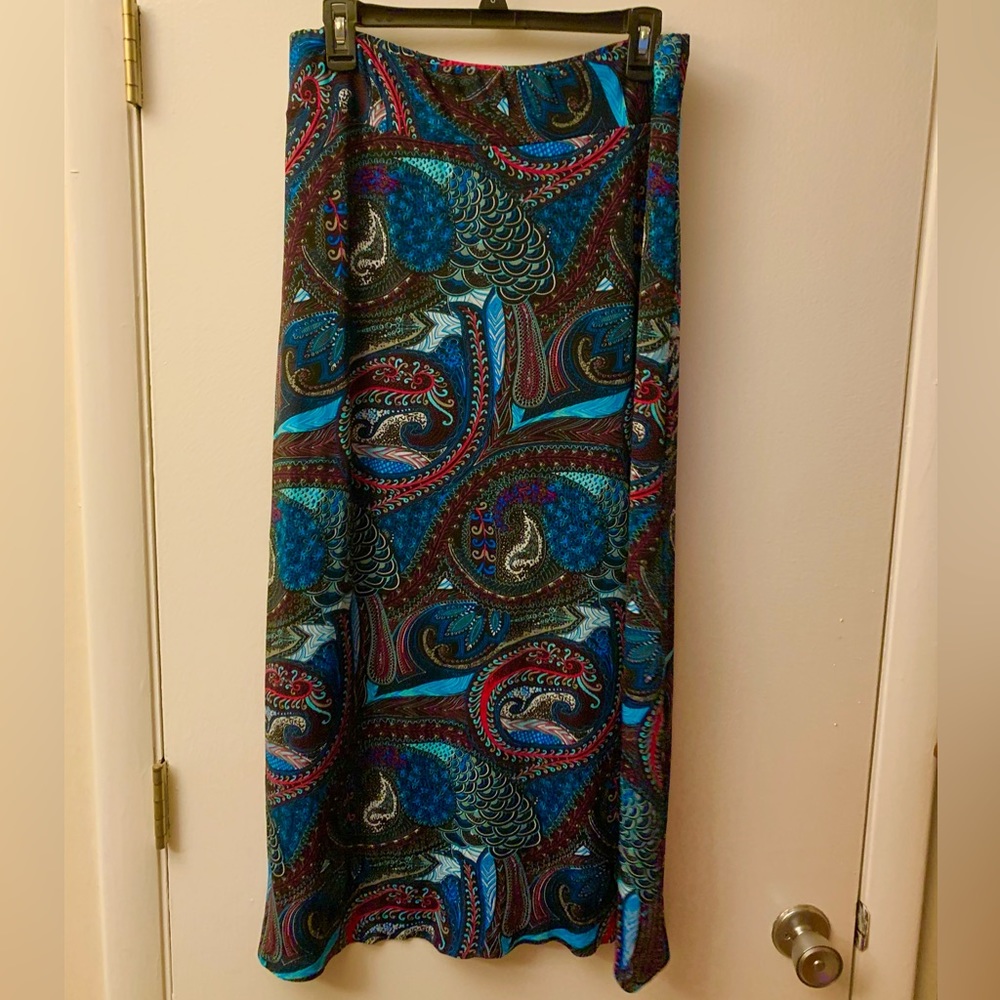 Paisley Long Skirt